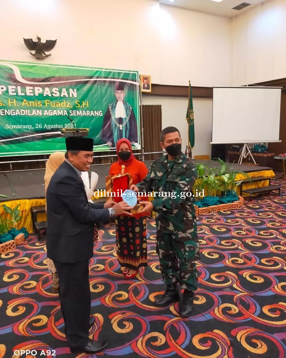 Pelepasan Purna Tugas Ketua Pengadilan Agama Semarang