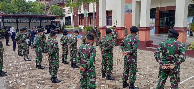 Apel pagi personil Pengadilan Militer II-10 Semarang
