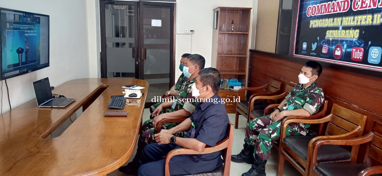 KETUA MAHKAMAH AGUNG LUNCURKAN E-SADEWA