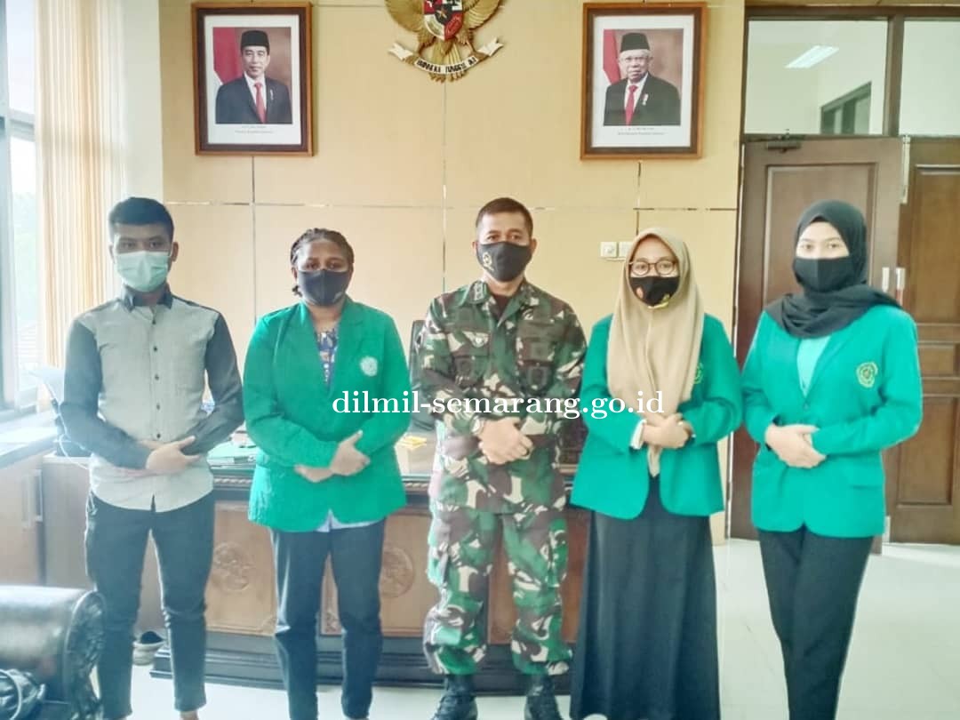 Pgs Kadilmil II-10 Semarang Letkol Sus Wahyupi, S.H., M.H. menerima Koordinator Penghubung Komisi Yudisial dan mahasiswa