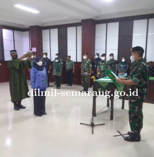 Penyumpahan dan Pelantikan PNS Yulia Setya R, A.Md